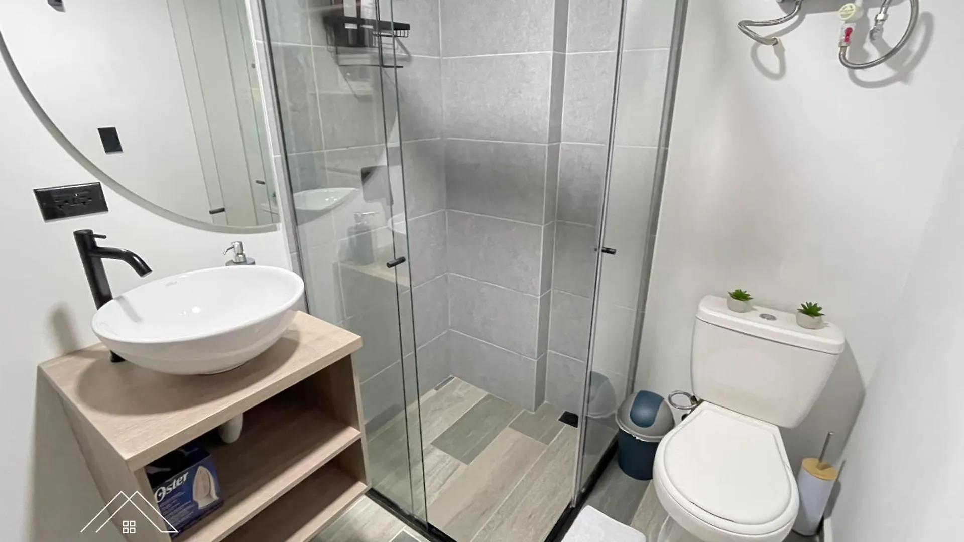 Loft Nuevo En Laureles Estilo Y Confort Medellín 0*,  Colombia